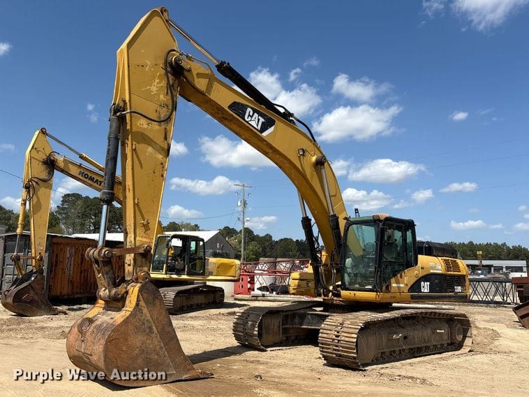 2008 Caterpillar 330D Equipment Image0