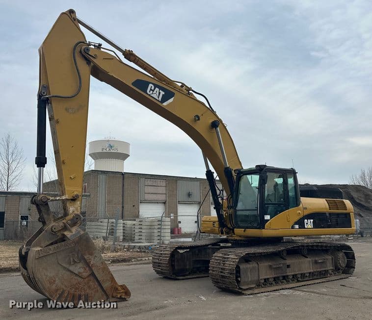 Image of Caterpillar 330D Primary image