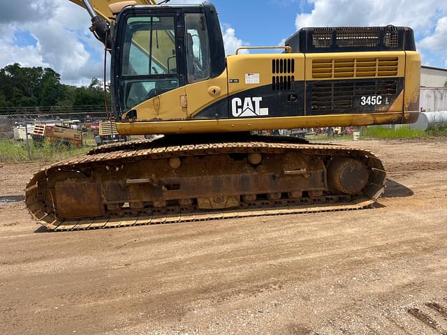 Image of Caterpillar 345C equipment image 3
