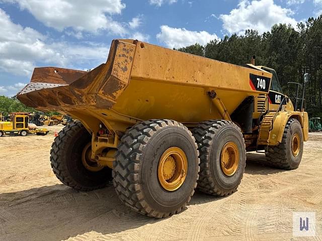 Image of Caterpillar 740 equipment image 4