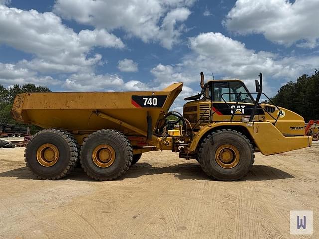 Image of Caterpillar 740 equipment image 3