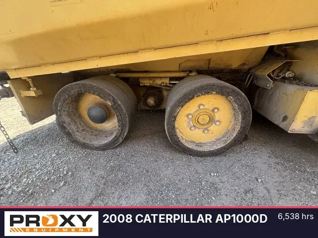 Image of Caterpillar AP1000D equipment image 2