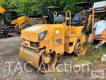 Main image Caterpillar CB24