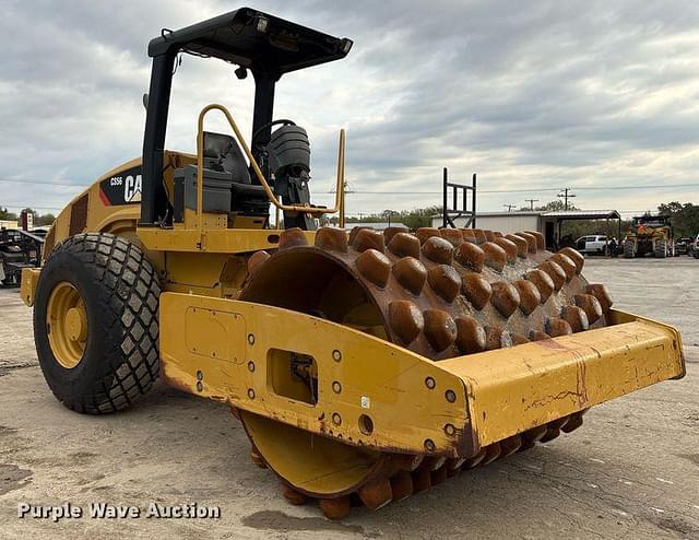 Image of Caterpillar CS56 equipment image 2