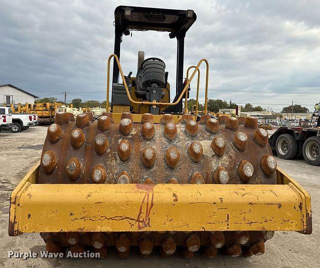 Image of Caterpillar CS56 equipment image 1