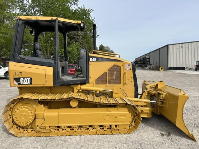 Image of Caterpillar D4K XL equipment image 3