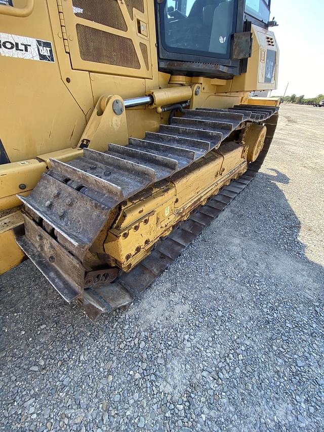 Image of Caterpillar D6K equipment image 2