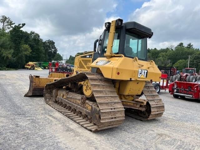 Image of Caterpillar D6N LGP equipment image 4