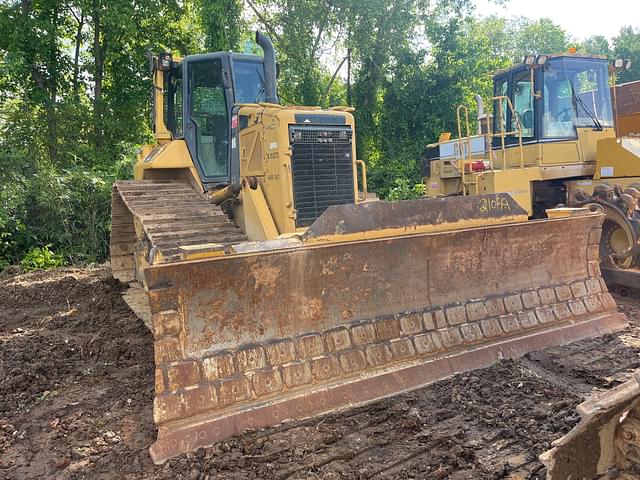 Image of Caterpillar D6N LGP equipment image 2