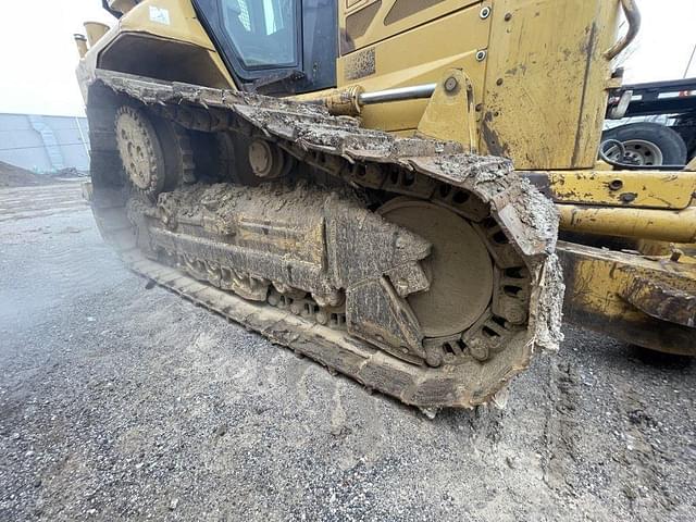 Image of Caterpillar D6N XL equipment image 4