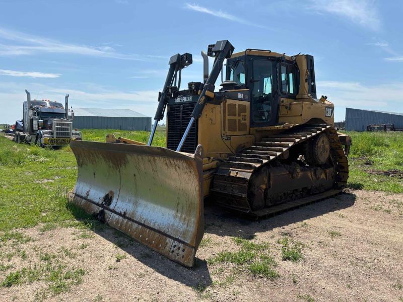 Image of Caterpillar D6T Primary image