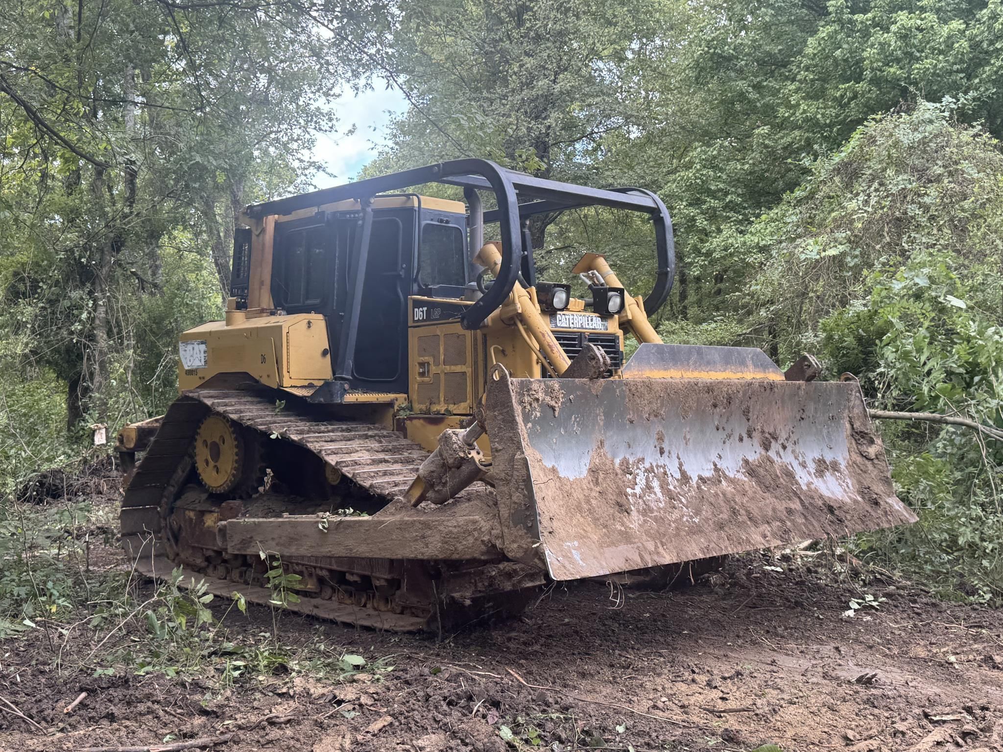 2008 Caterpillar D6T LGP Equipment Image0