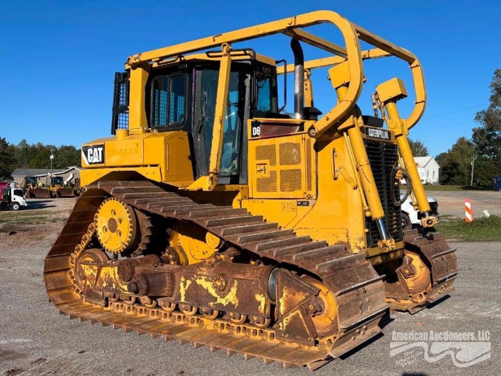 Main image Caterpillar D6T LGP
