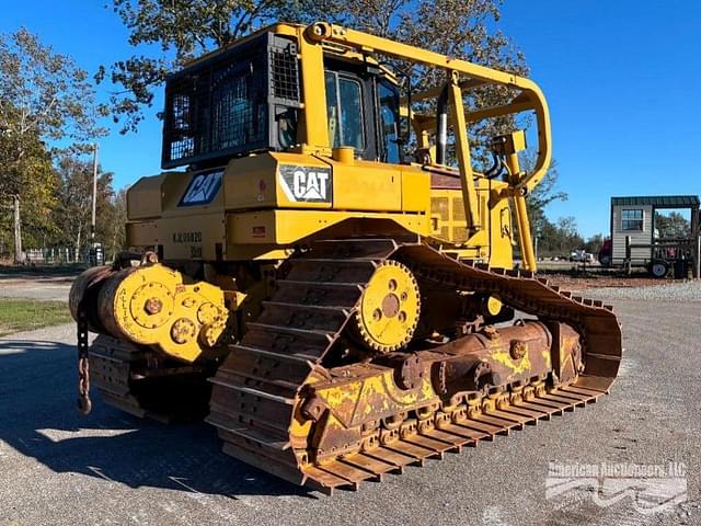 Image of Caterpillar D6T LGP equipment image 1