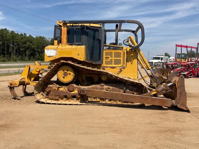 Image of Caterpillar D6T LGP equipment image 3