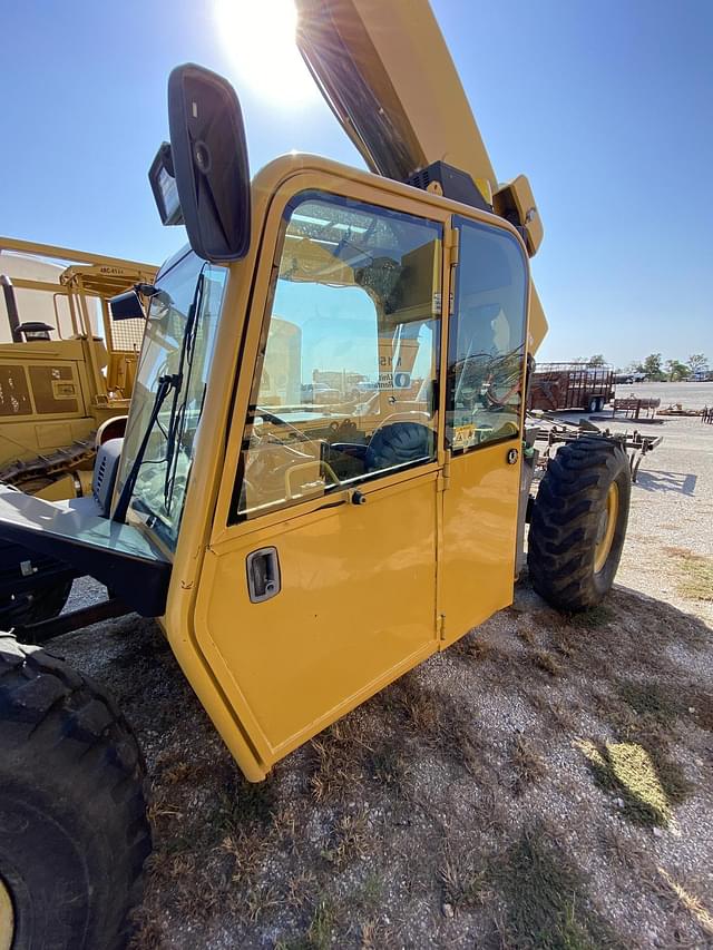 Image of Caterpillar TL1055 equipment image 3