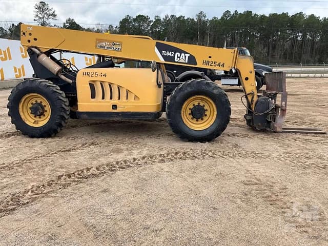 Image of Caterpillar TL642 equipment image 3