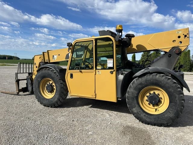 Image of Caterpillar TL642 equipment image 4
