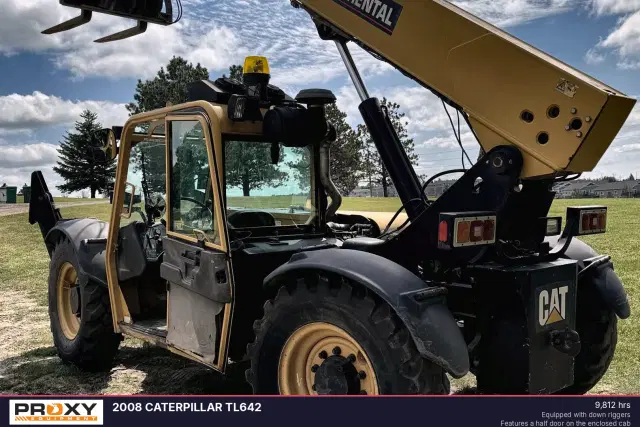 Image of Caterpillar TL642 equipment image 2