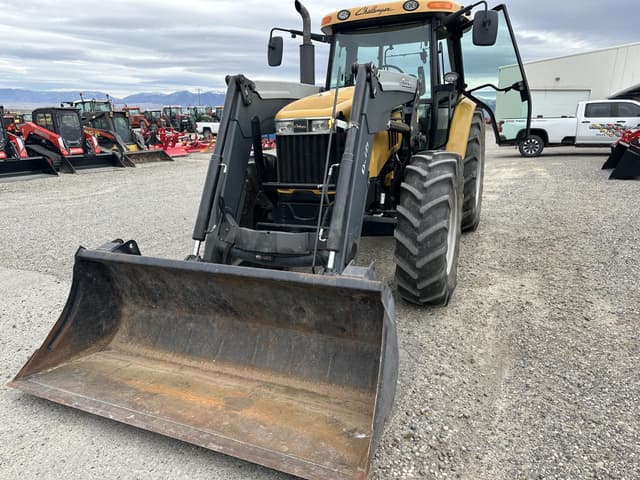 Image of Challenger MT475B equipment image 3