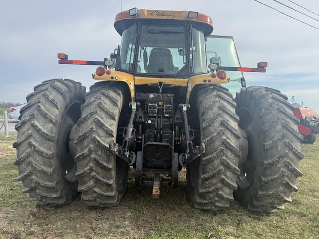 Image of Challenger MT665B equipment image 4