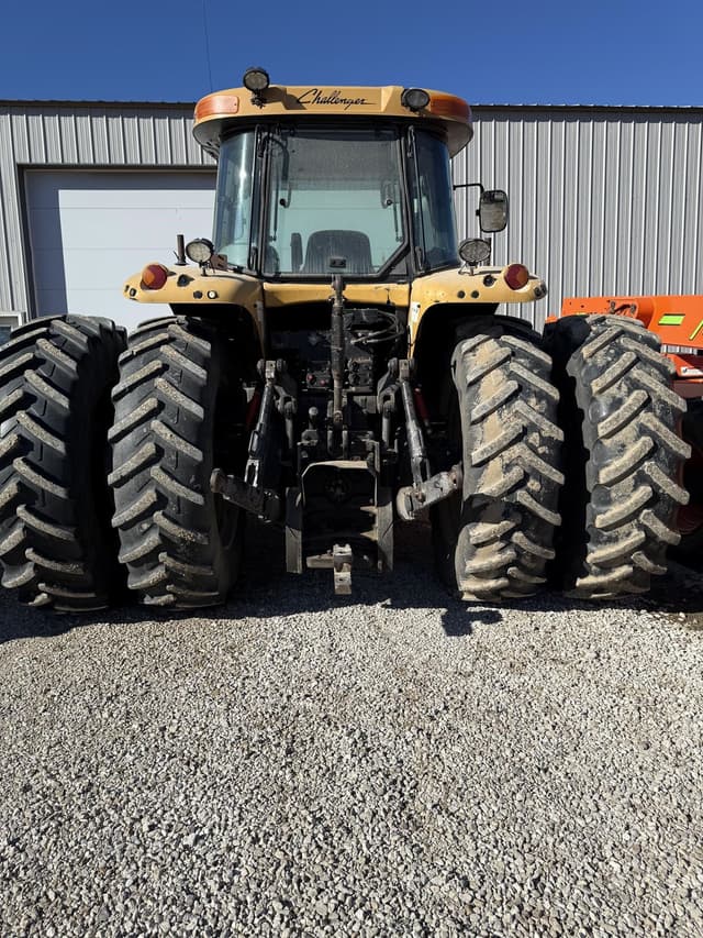 Image of Challenger MT665B equipment image 3