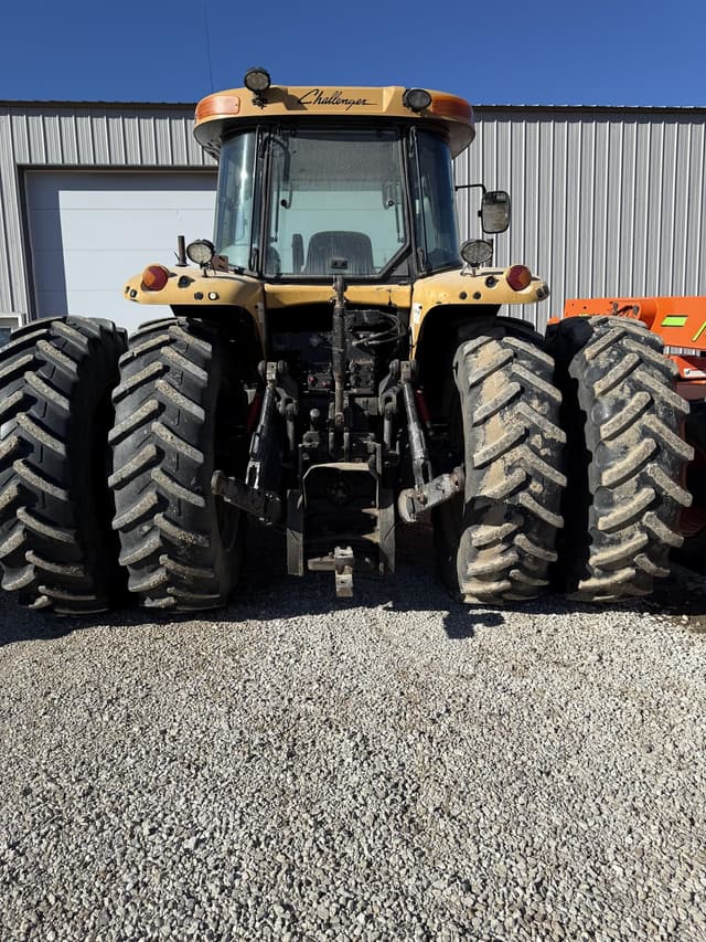 Image of Challenger MT665B equipment image 3