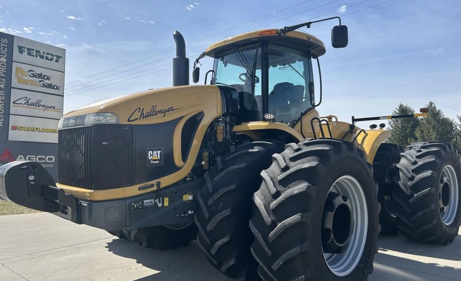 Challenger MT955B Equipment Image0