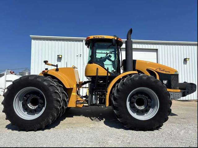 Image of Challenger MT975B equipment image 2