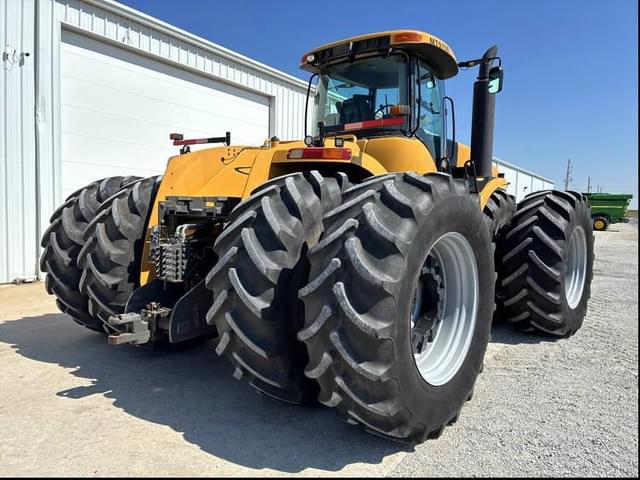 Image of Challenger MT975B equipment image 4