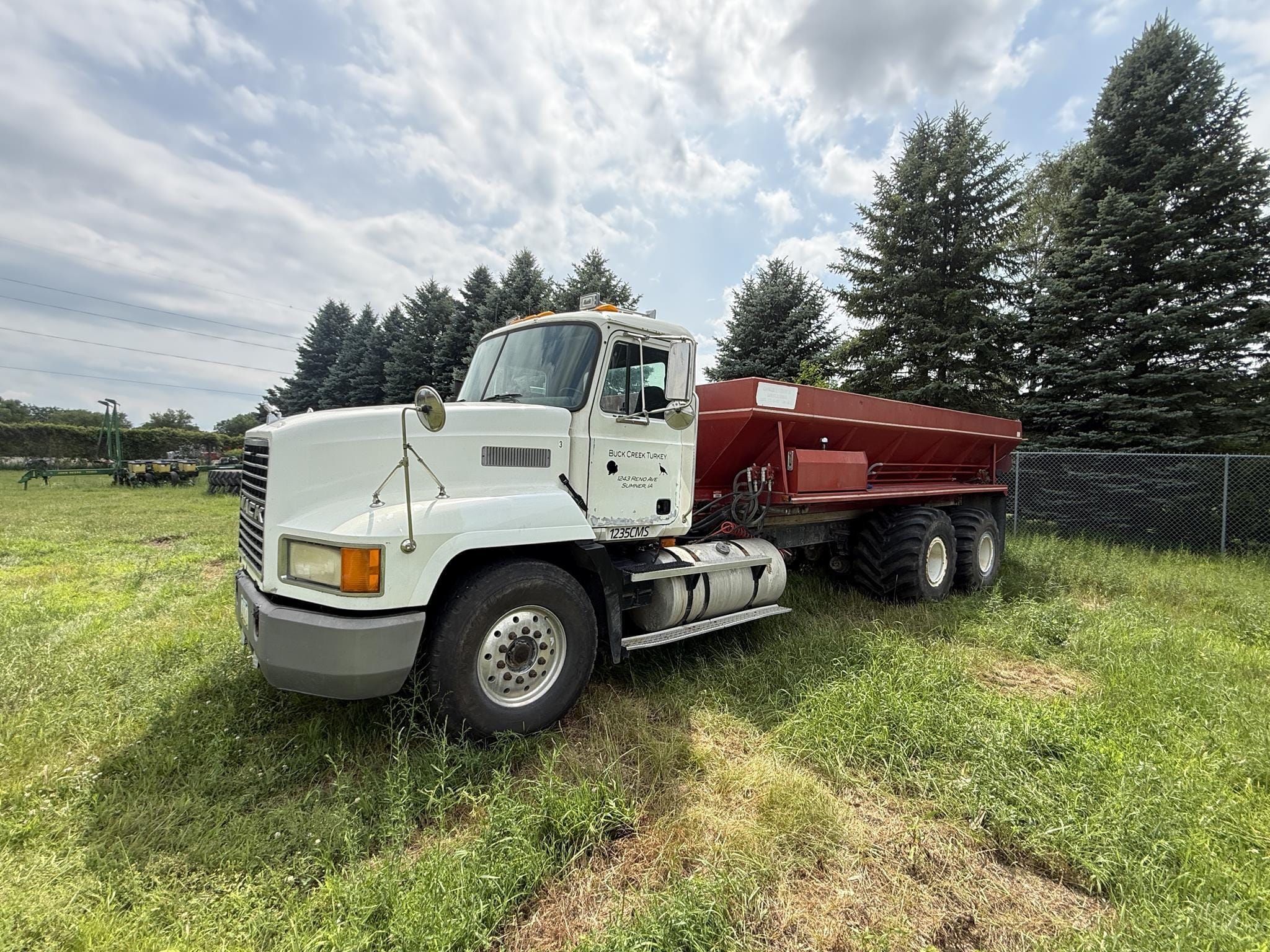2008 Mack CH613 Equipment Image0