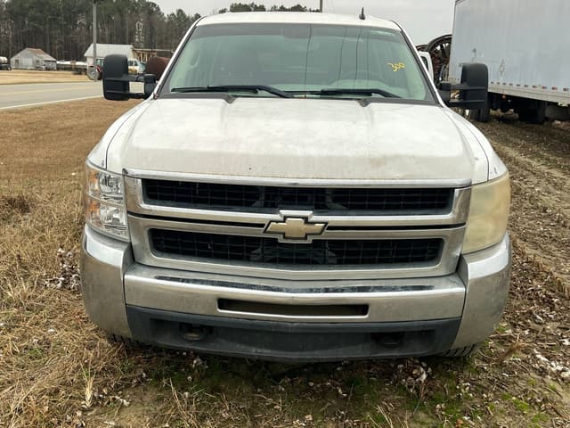 Image of Chevrolet 2500HD equipment image 1