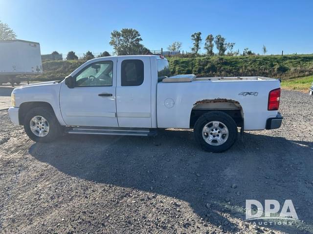 Image of Chevrolet 1500 equipment image 2