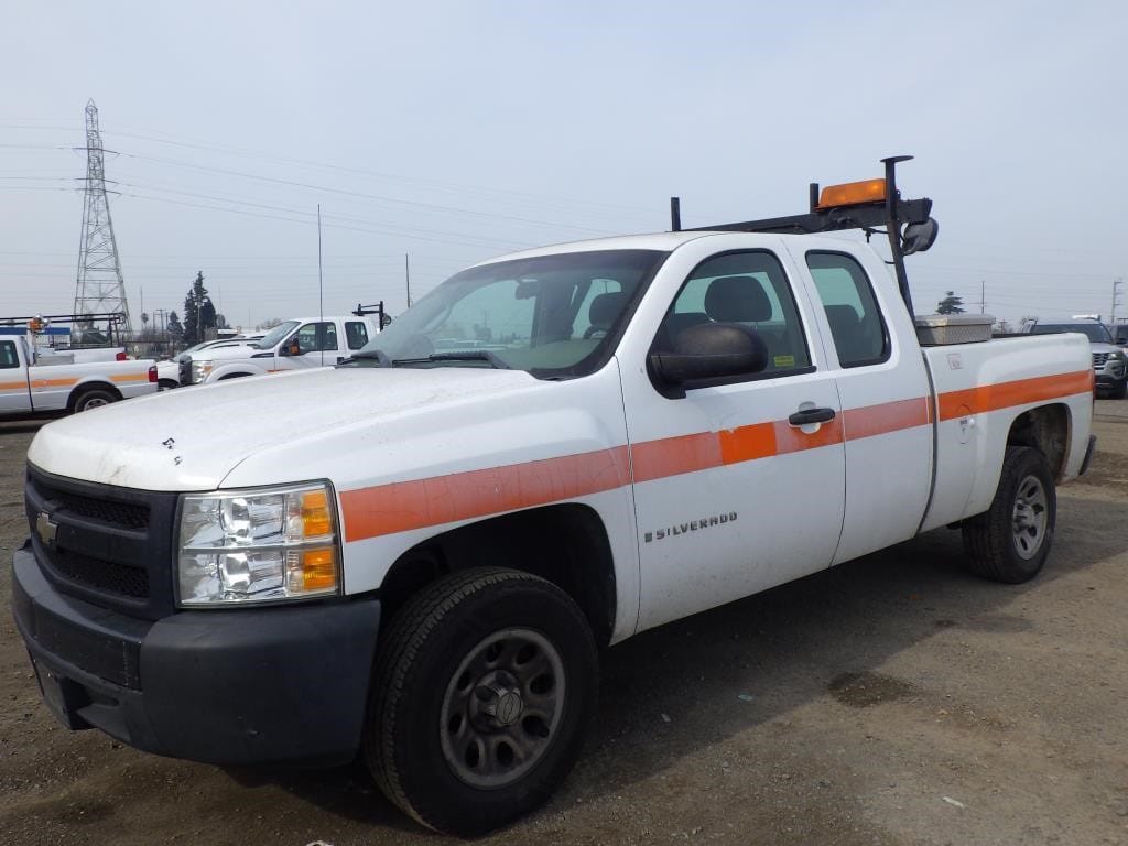 2008 Chevrolet 1500 Equipment Image0