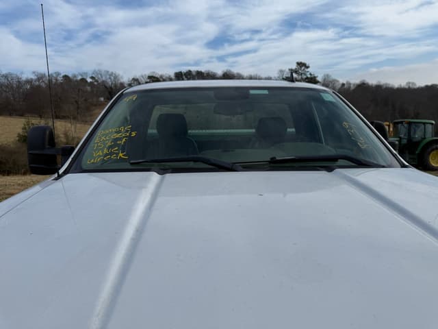 Image of Chevrolet 1500 equipment image 3