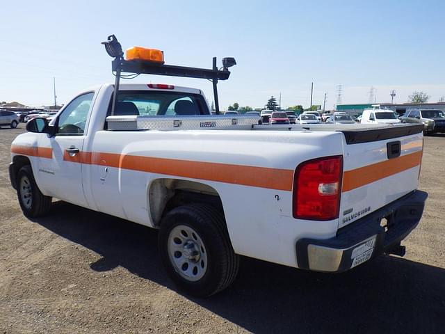 Image of Chevrolet 1500 equipment image 3