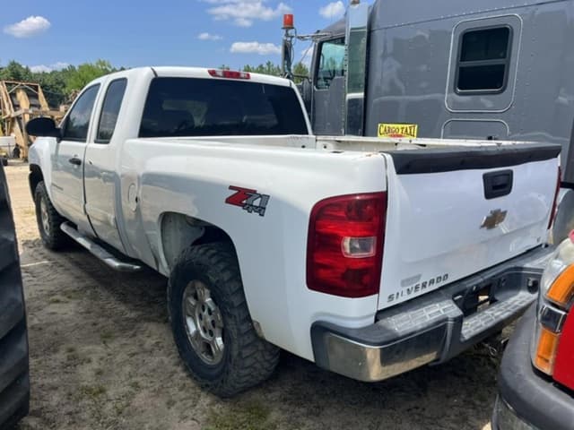 Image of Chevrolet 1500 equipment image 2