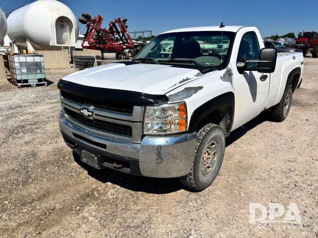 Image of Chevrolet 2500 equipment image 1