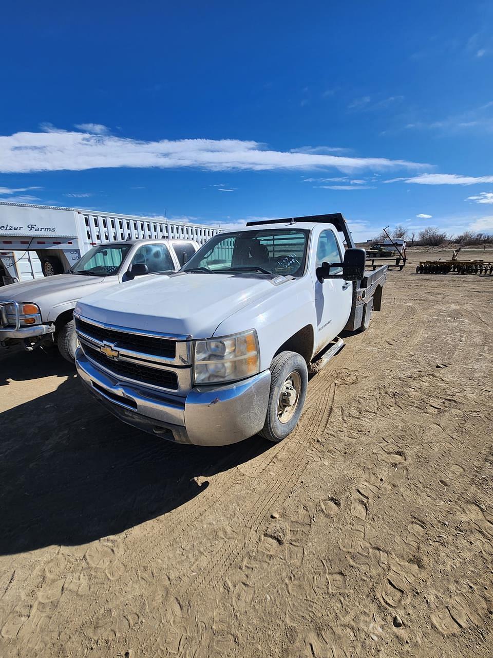 Image of Chevrolet 2500 Primary image