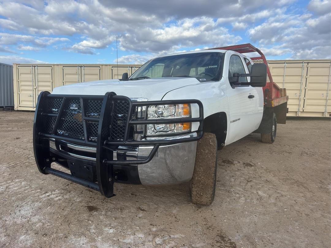 Image of Chevrolet 2500HD Primary image