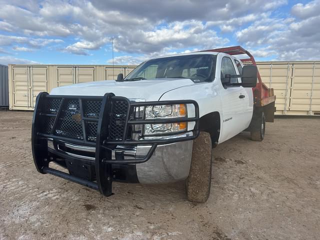 Image of Chevrolet 2500HD equipment image 1