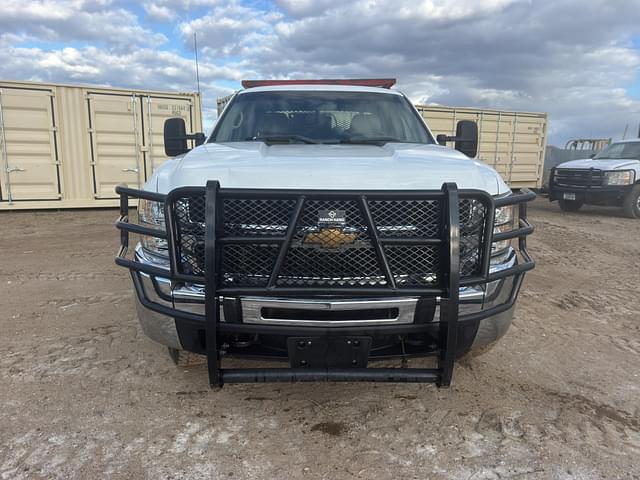 Image of Chevrolet 2500HD equipment image 2