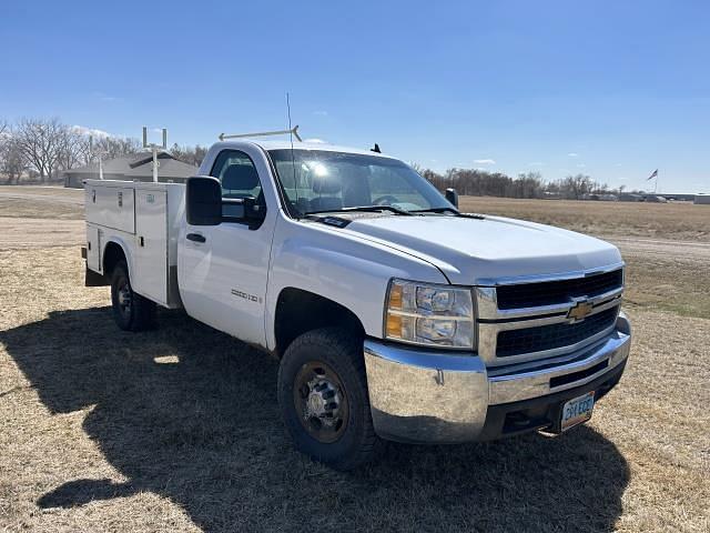 Image of Chevrolet 2500HD Primary image