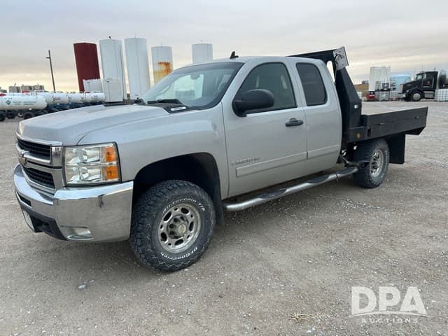 Image of Chevrolet 2500HD equipment image 1