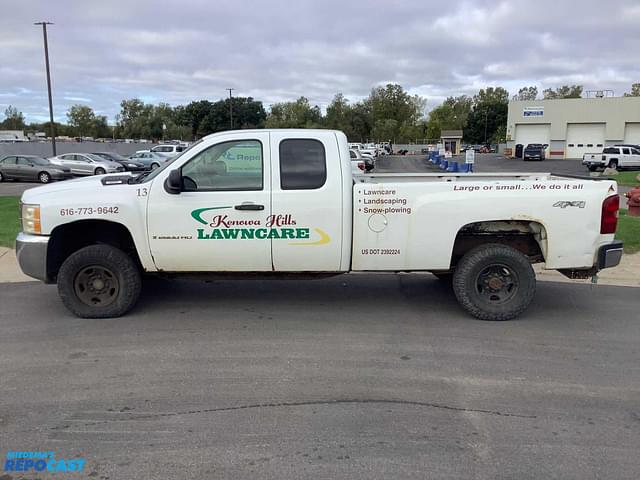 Image of Chevrolet 2500HD equipment image 1