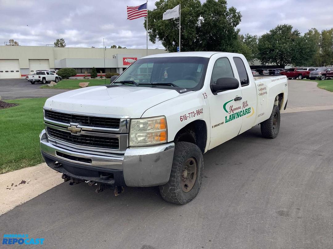 Image of Chevrolet 2500HD Primary image