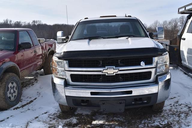 Image of Chevrolet 3500HD equipment image 1