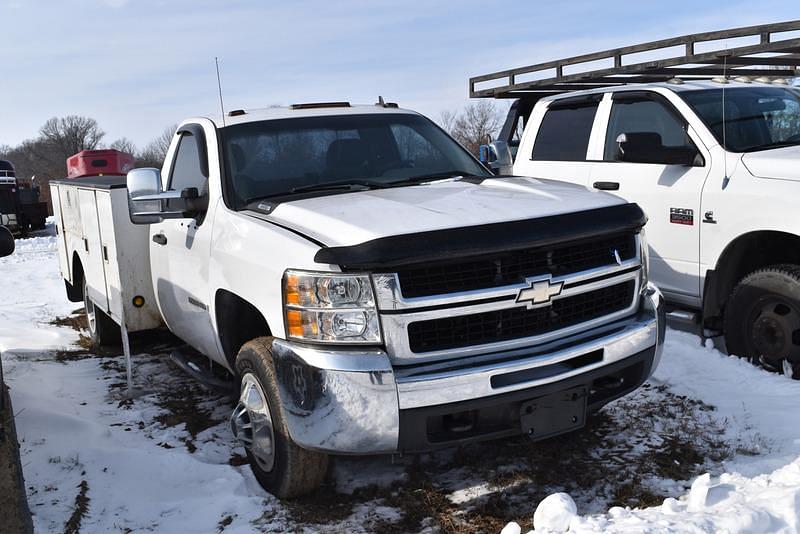 Image of Chevrolet 3500HD Primary image