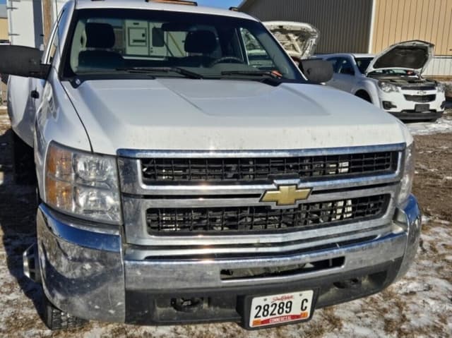 Image of Chevrolet 3500 equipment image 1