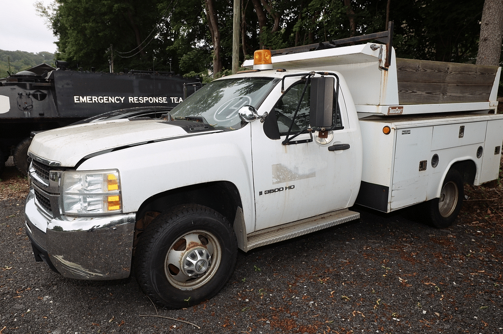 Image of Chevrolet 3500 Primary image